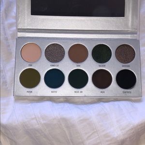 Morphe x Jaclyn hill eyeshadow palette